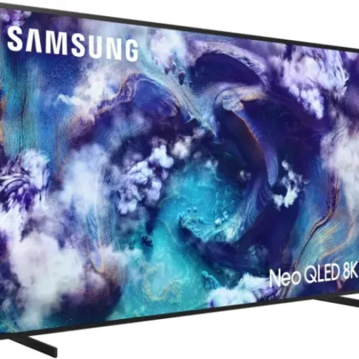 Test Samsung Neo QLED QN900F 75" : une grosse TV 8K qui envoie du lourd pour les films et le jeu