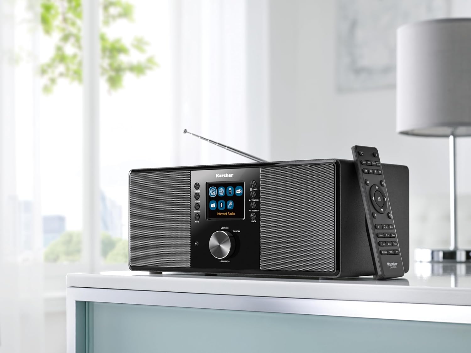 Karcher Dab 7000i - Radio Internet stéréo (Dab+ / FM, Wi-FI et Bluetooth, écran Couleur, USB, entrée AUX, 14 Watts, réveil, Prise Casque, Radio numérique avec télécommande, Noir)