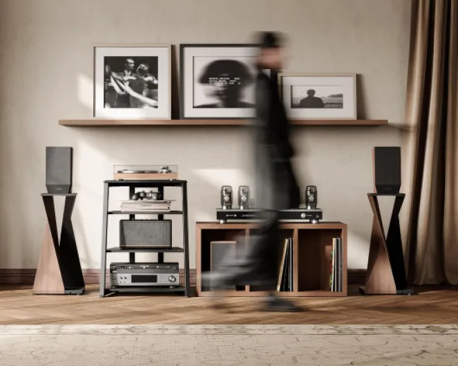 Meuble HiFi à 4 Etagères en Bois et Acier Support pour Platine Vinyle Meuble Audio/Vidéo Capacité de Charge Max - 50KG Structure Solide Noir